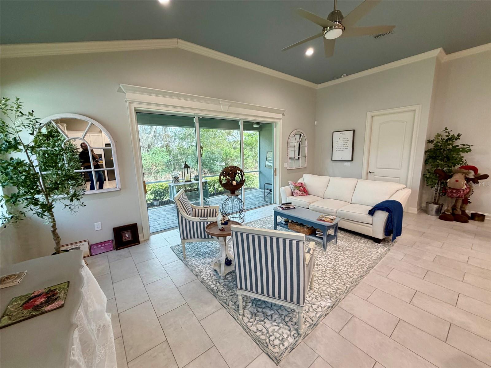 Image 16 of 51 For 7991 Lake James Boulevard