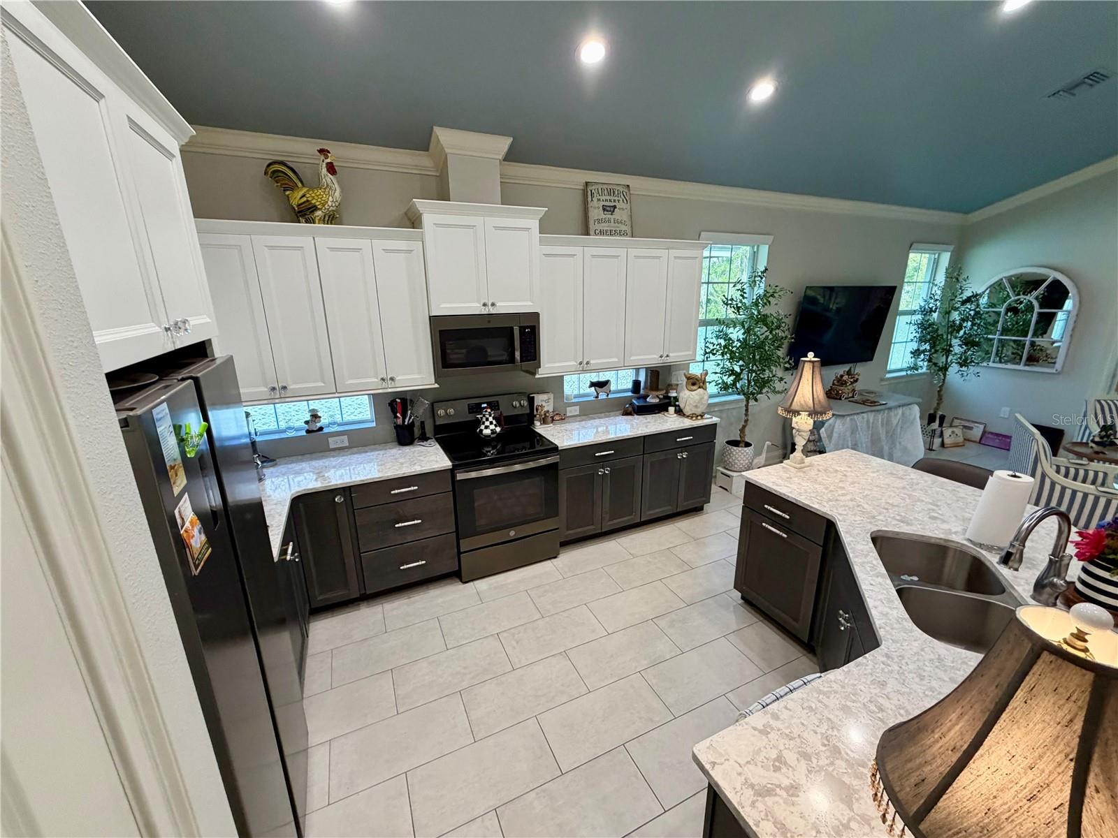 Image 23 of 51 For 7991 Lake James Boulevard