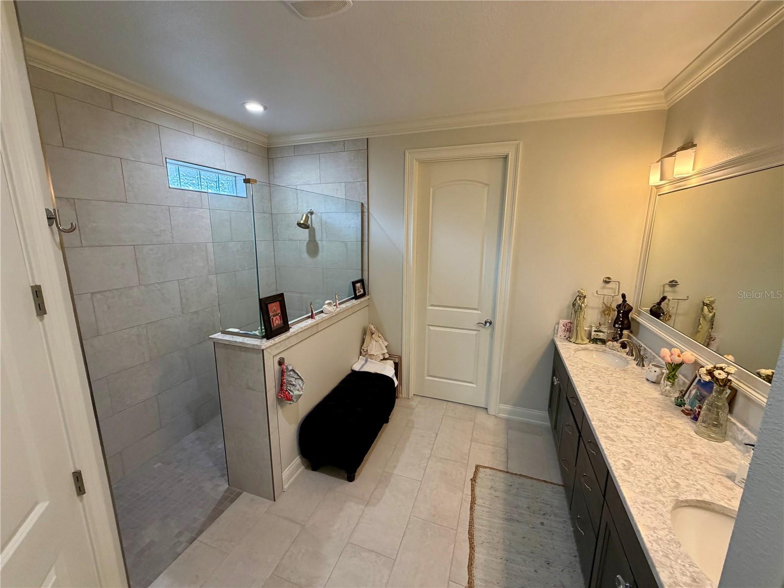 Image 34 of 51 For 7991 Lake James Boulevard