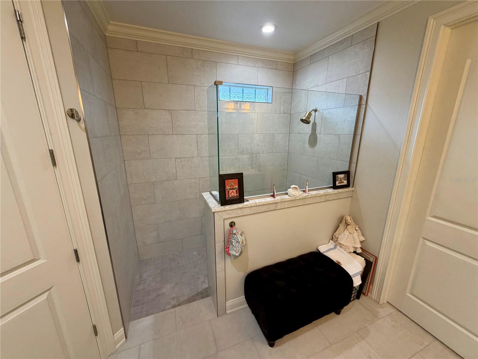 Image 35 of 51 For 7991 Lake James Boulevard