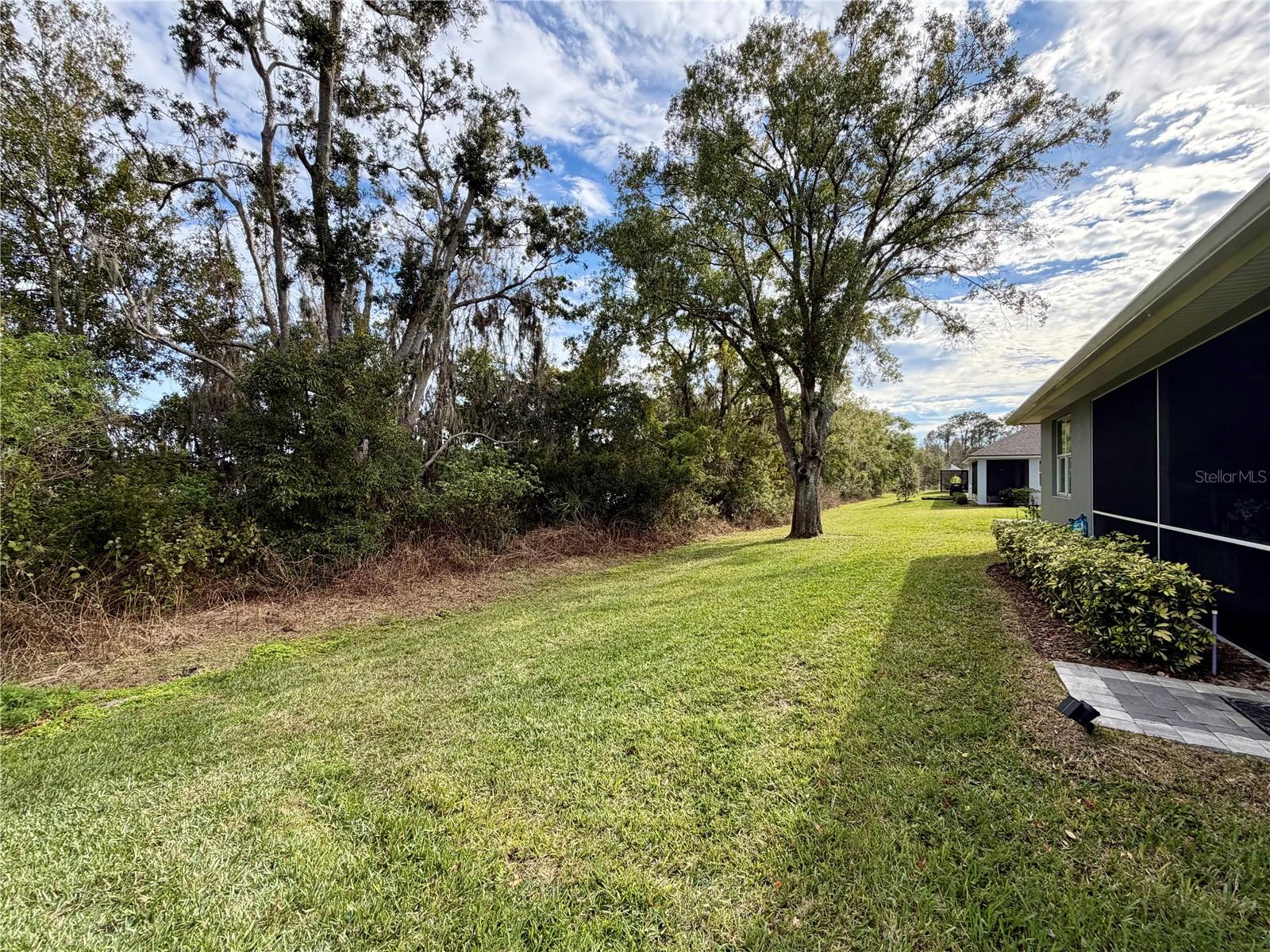 Image 8 of 51 For 7991 Lake James Boulevard