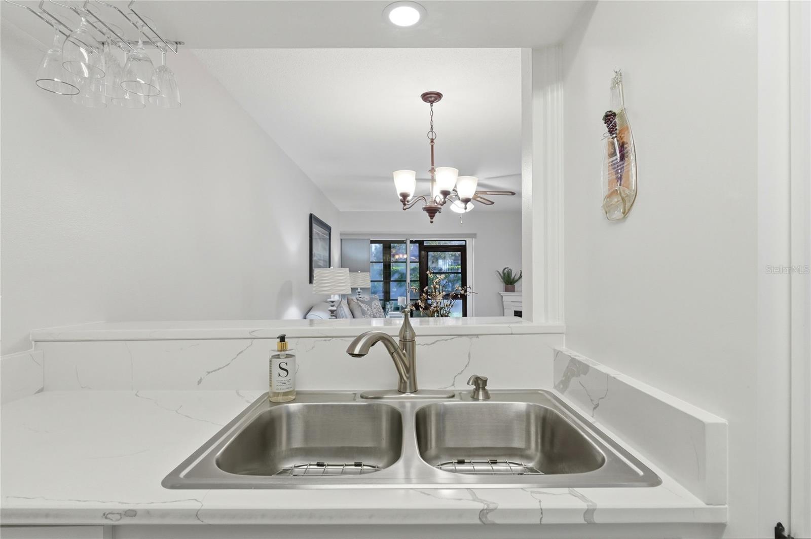 Image 14 of 38 For 900 Avenue Z Se C2