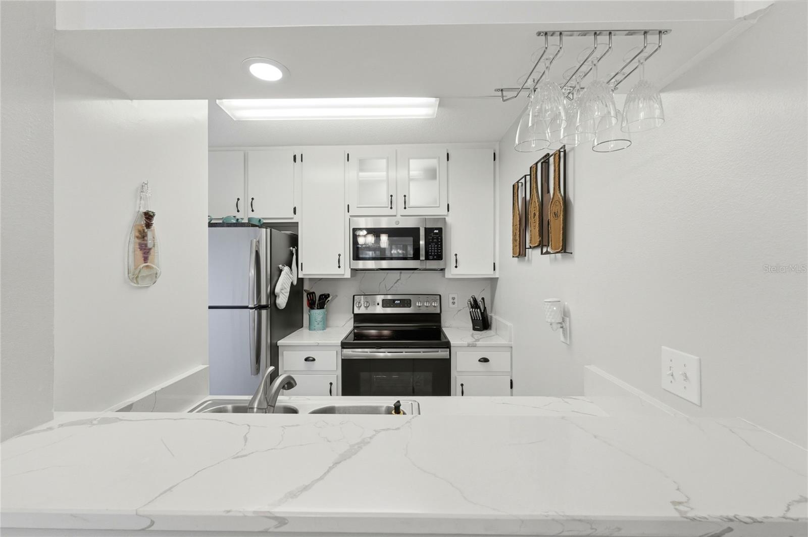 Image 15 of 38 For 900 Avenue Z Se C2