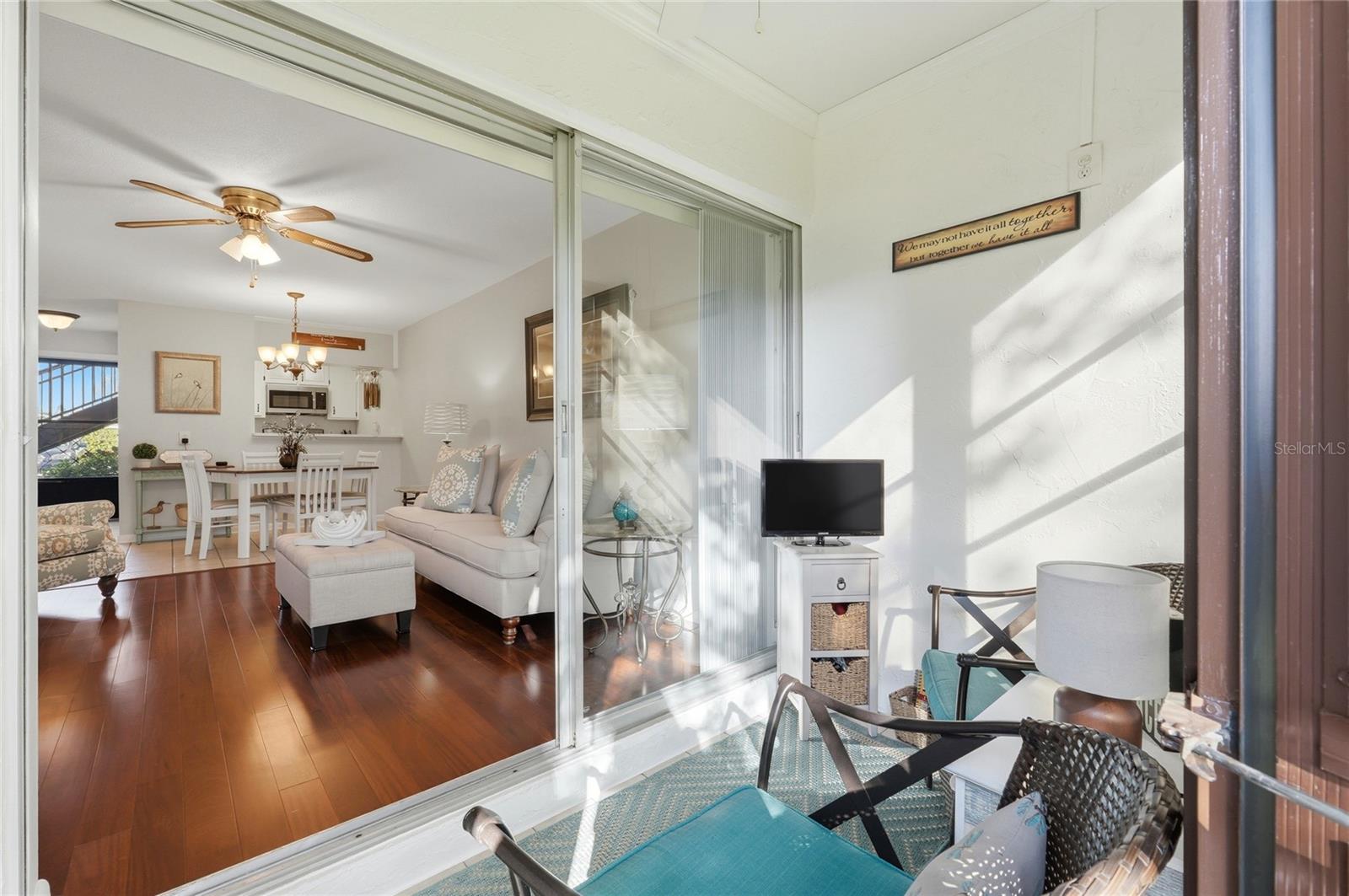 Image 23 of 38 For 900 Avenue Z Se C2