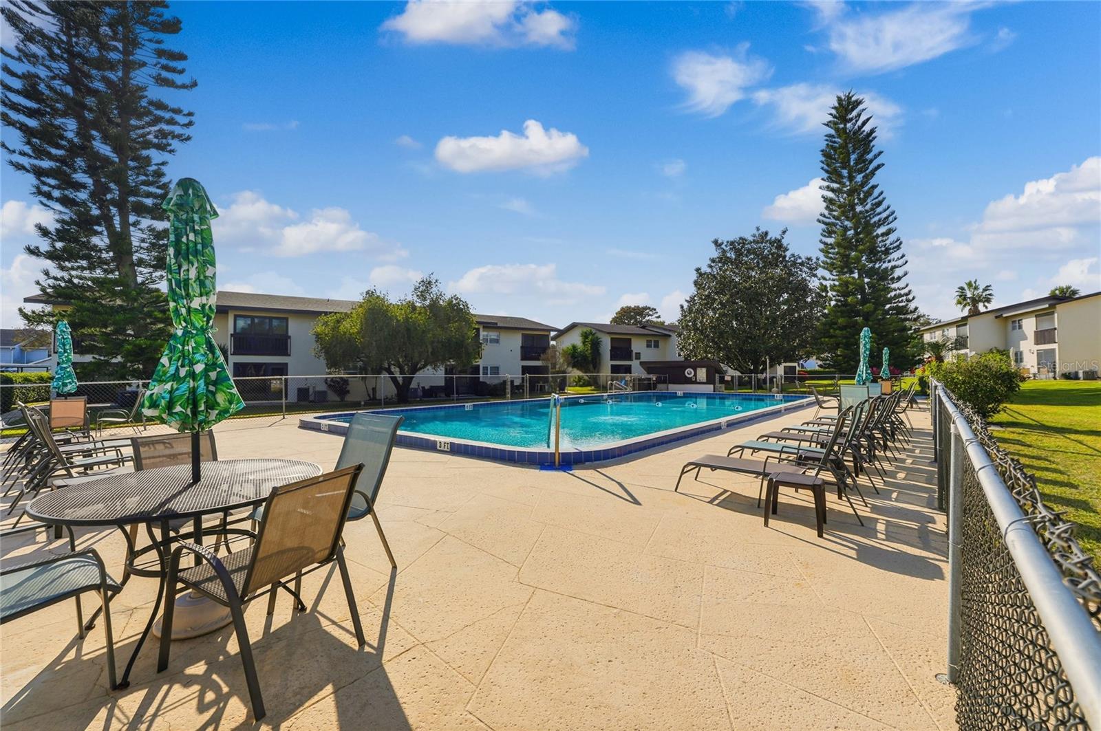 Image 29 of 38 For 900 Avenue Z Se C2