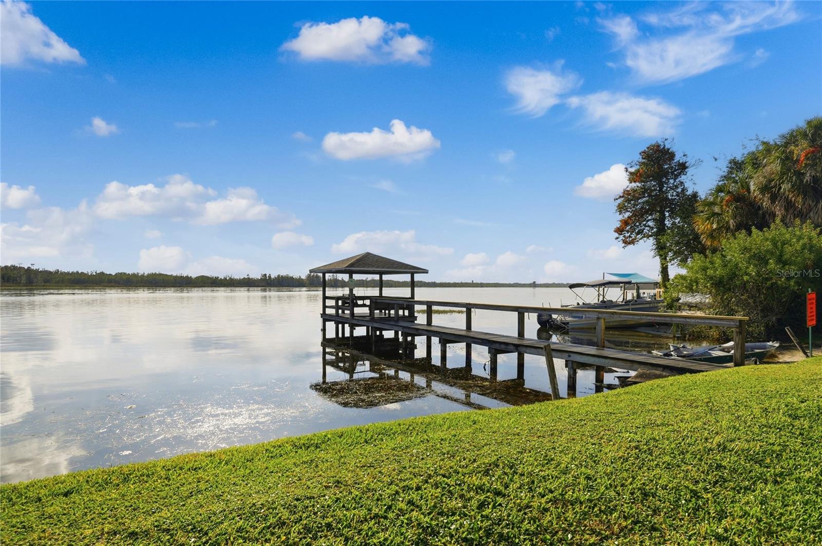 Image 34 of 38 For 900 Avenue Z Se C2