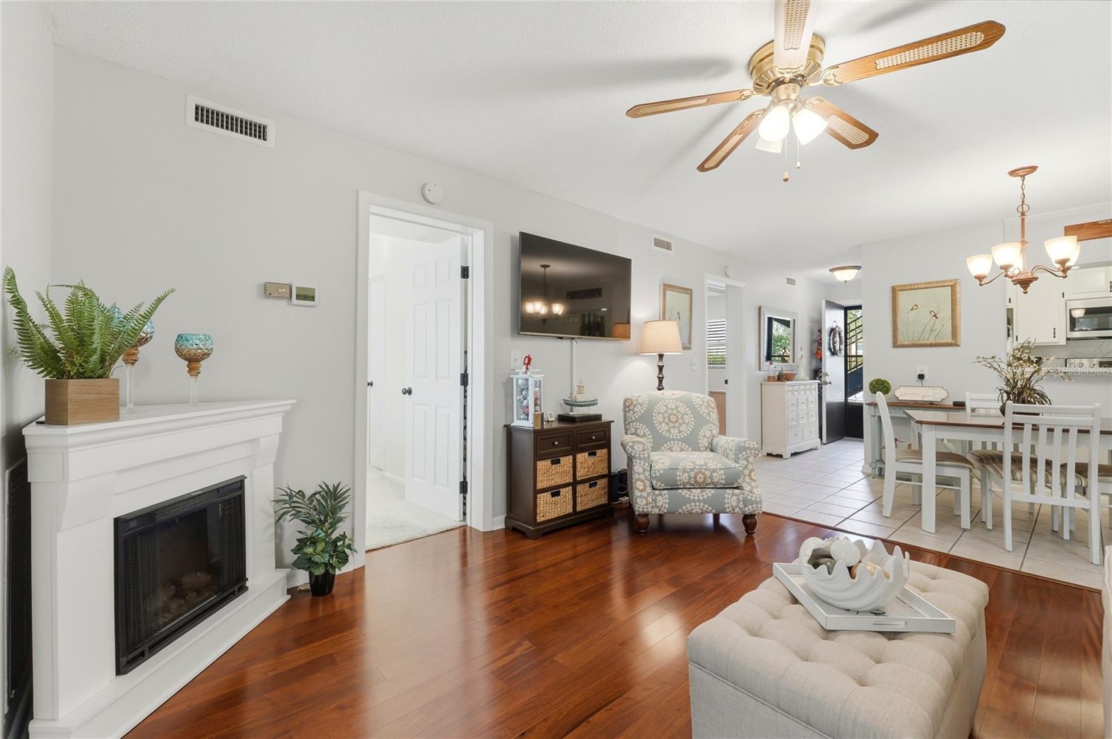 Image 8 of 38 For 900 Avenue Z Se C2