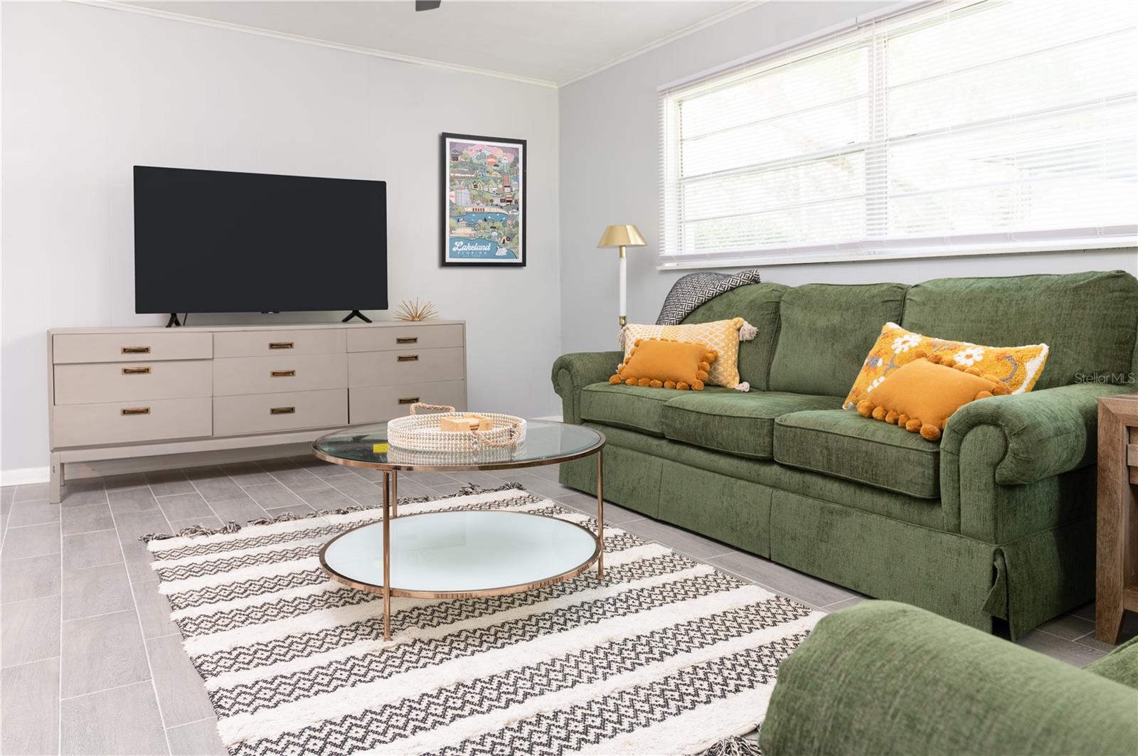 Image 10 of 41 For 2916 Maplewood Avenue