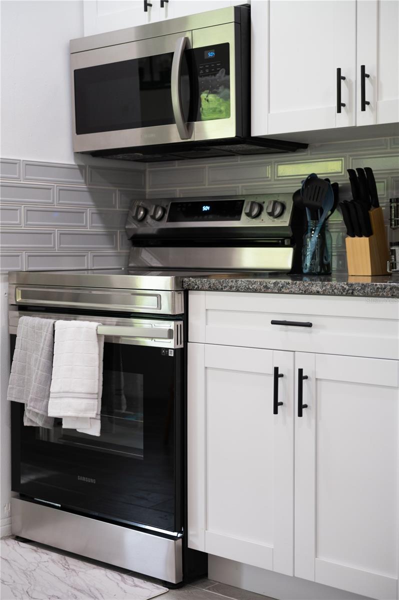 Image 22 of 41 For 2916 Maplewood Avenue