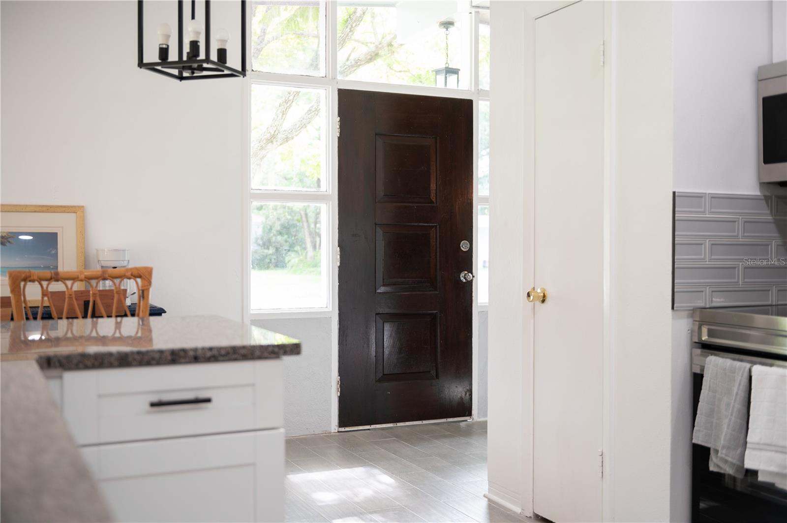 Image 23 of 41 For 2916 Maplewood Avenue