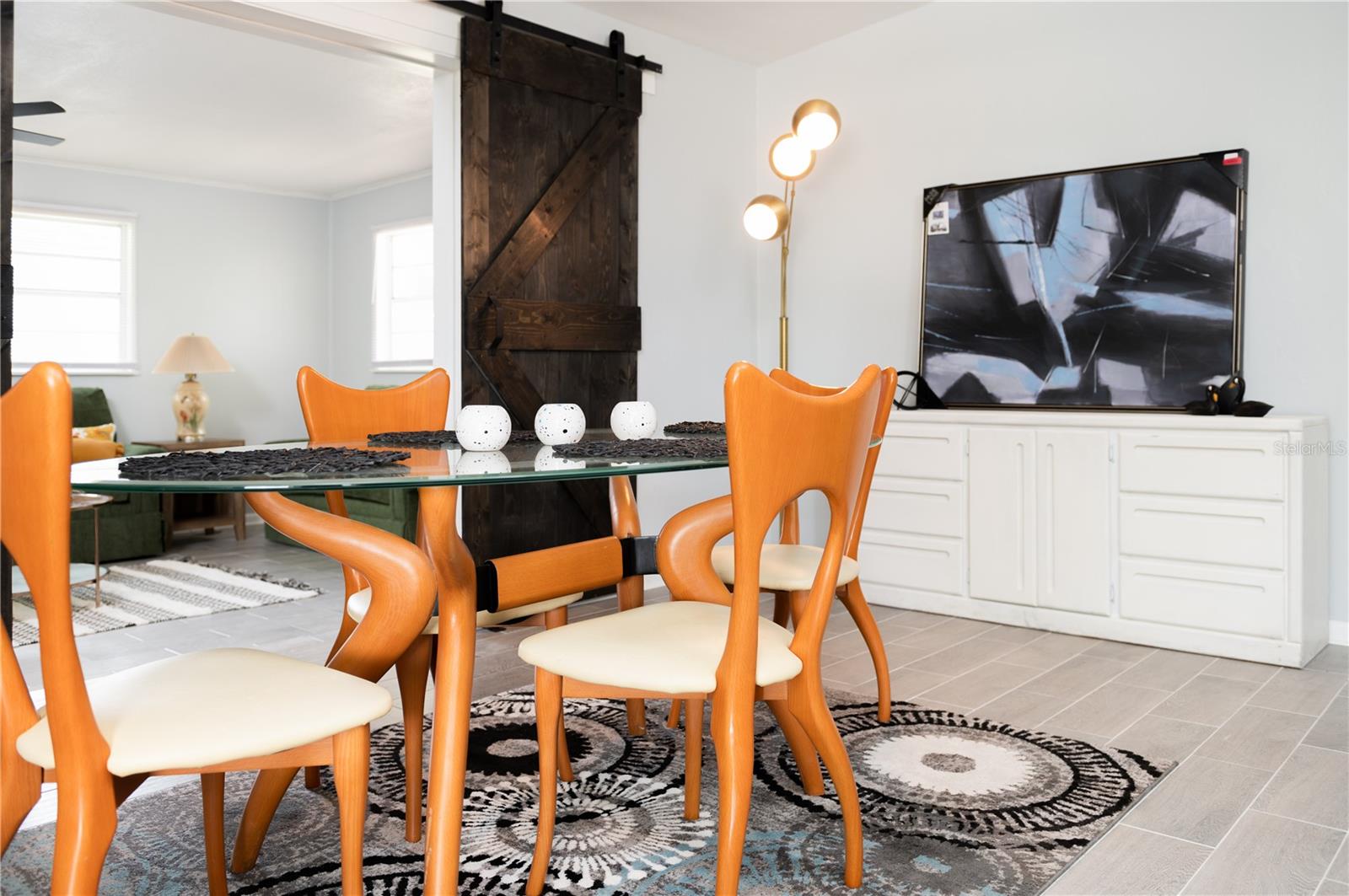 Image 4 of 41 For 2916 Maplewood Avenue