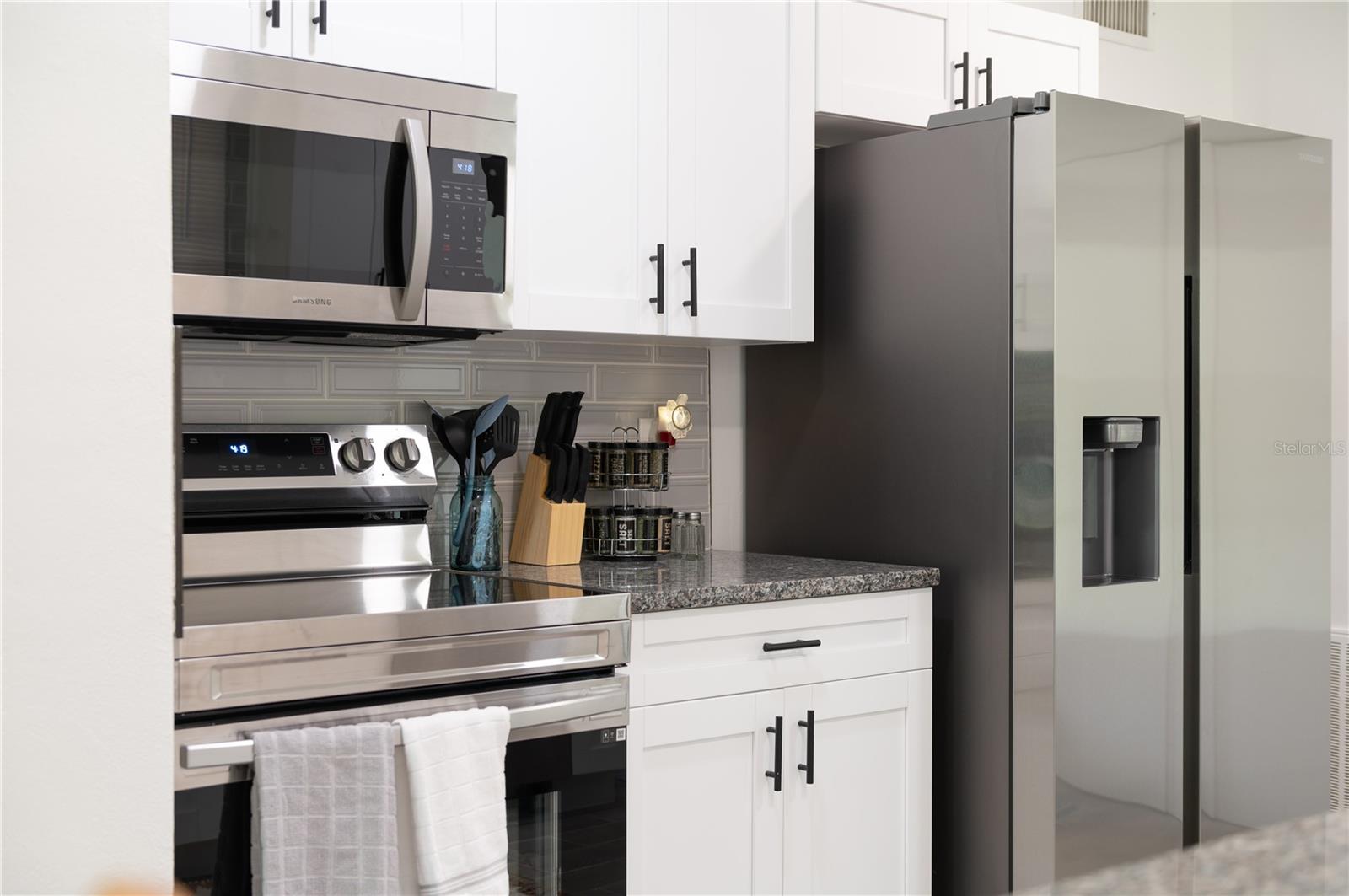 Image 7 of 41 For 2916 Maplewood Avenue