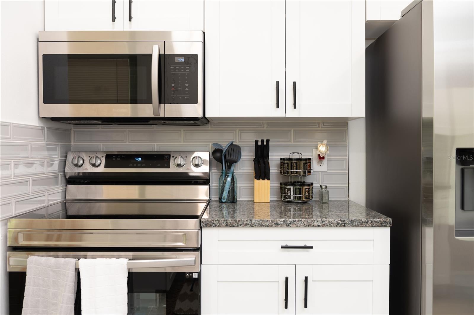 Image 8 of 41 For 2916 Maplewood Avenue