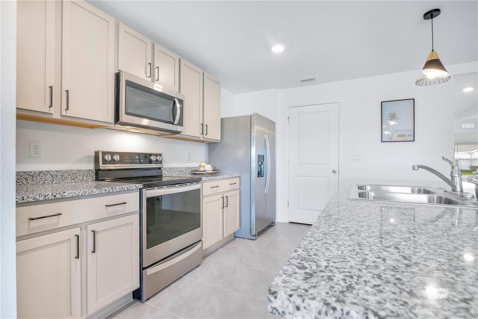 Image 6 of 32 For 3609 Forest Path Drive