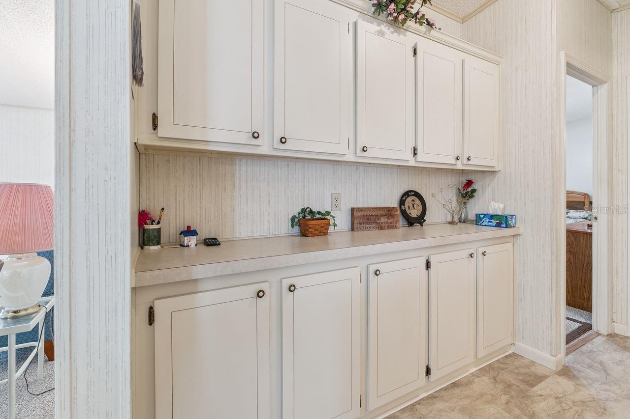 Image 15 of 34 For 6667 Briarhill Drive Ne