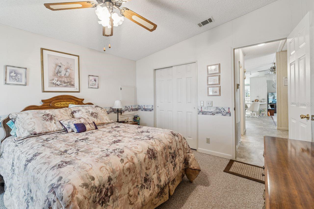 Image 18 of 34 For 6667 Briarhill Drive Ne