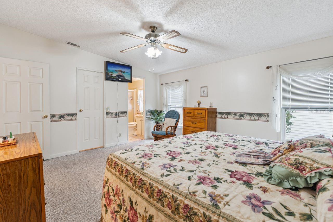 Image 23 of 34 For 6667 Briarhill Drive Ne