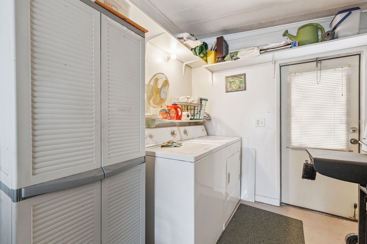 Image 28 of 34 For 6667 Briarhill Drive Ne