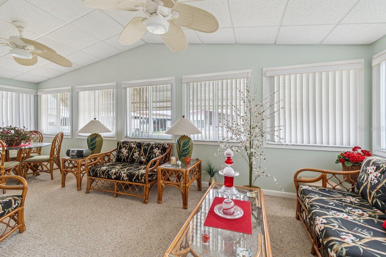 Image 9 of 34 For 6667 Briarhill Drive Ne