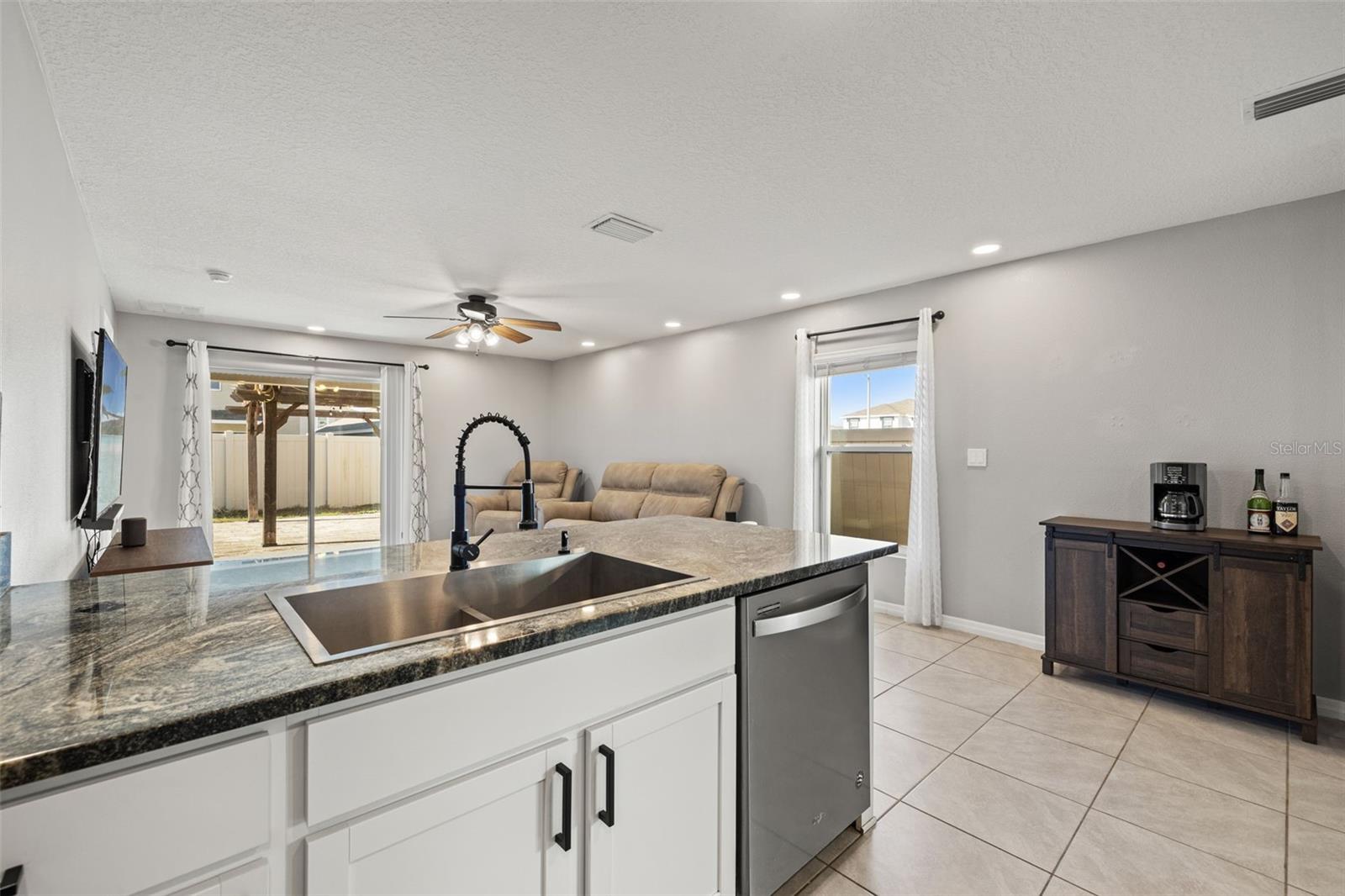 Image 9 of 42 For 12115 Lily Magnolia Lane