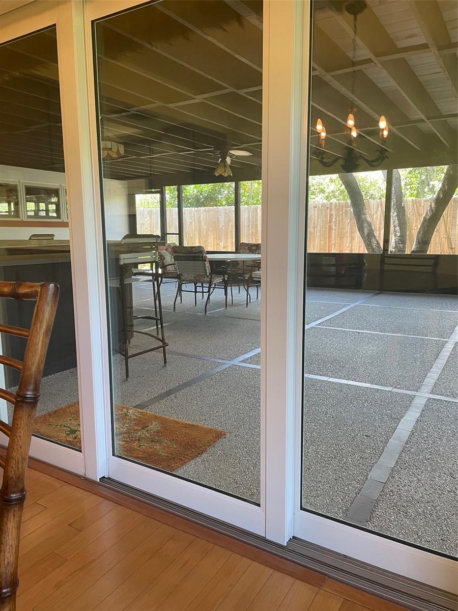 Image 10 of 36 For 1515 Serpentine Drive S