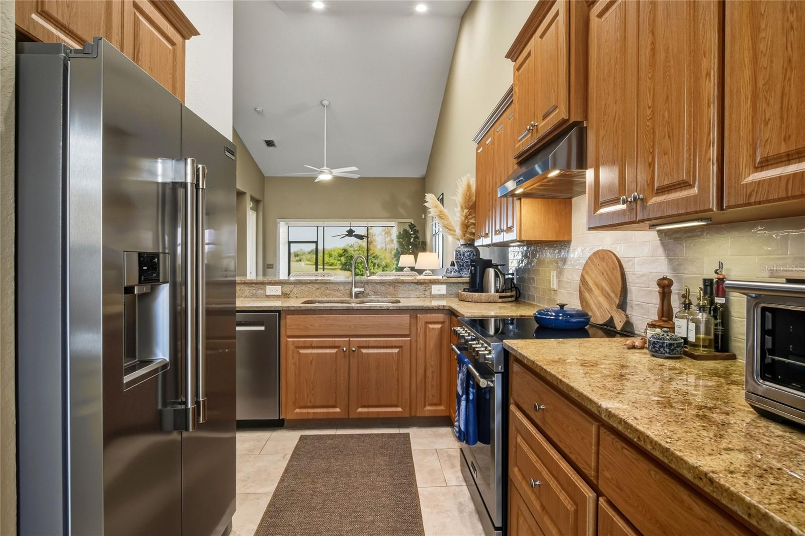 Image 19 of 55 For 2956 Mission Lakes Drive 49