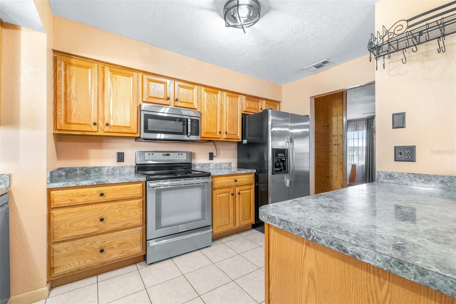 Image 12 of 85 For 1645 County Road 630 W