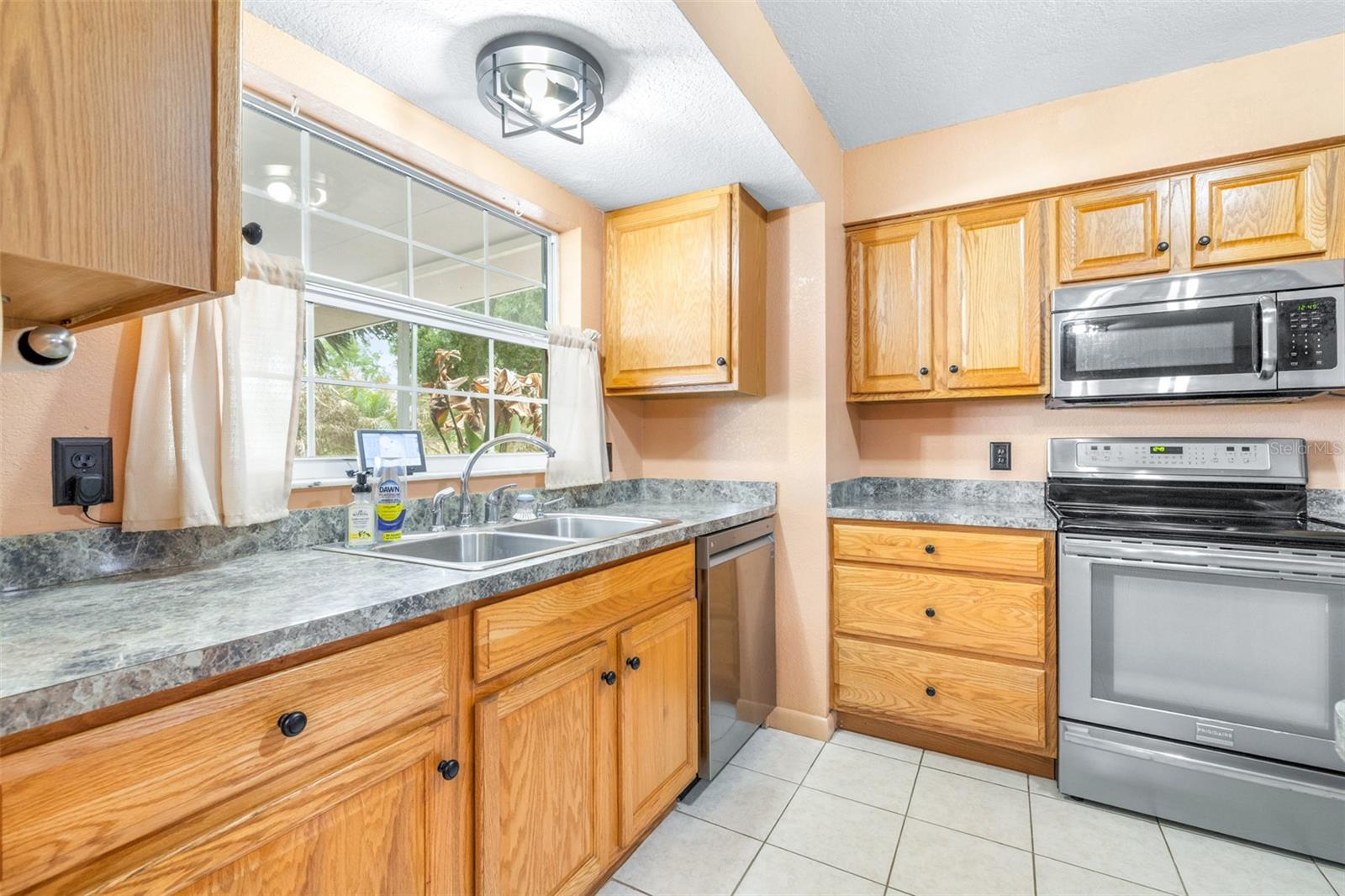 Image 13 of 85 For 1645 County Road 630 W