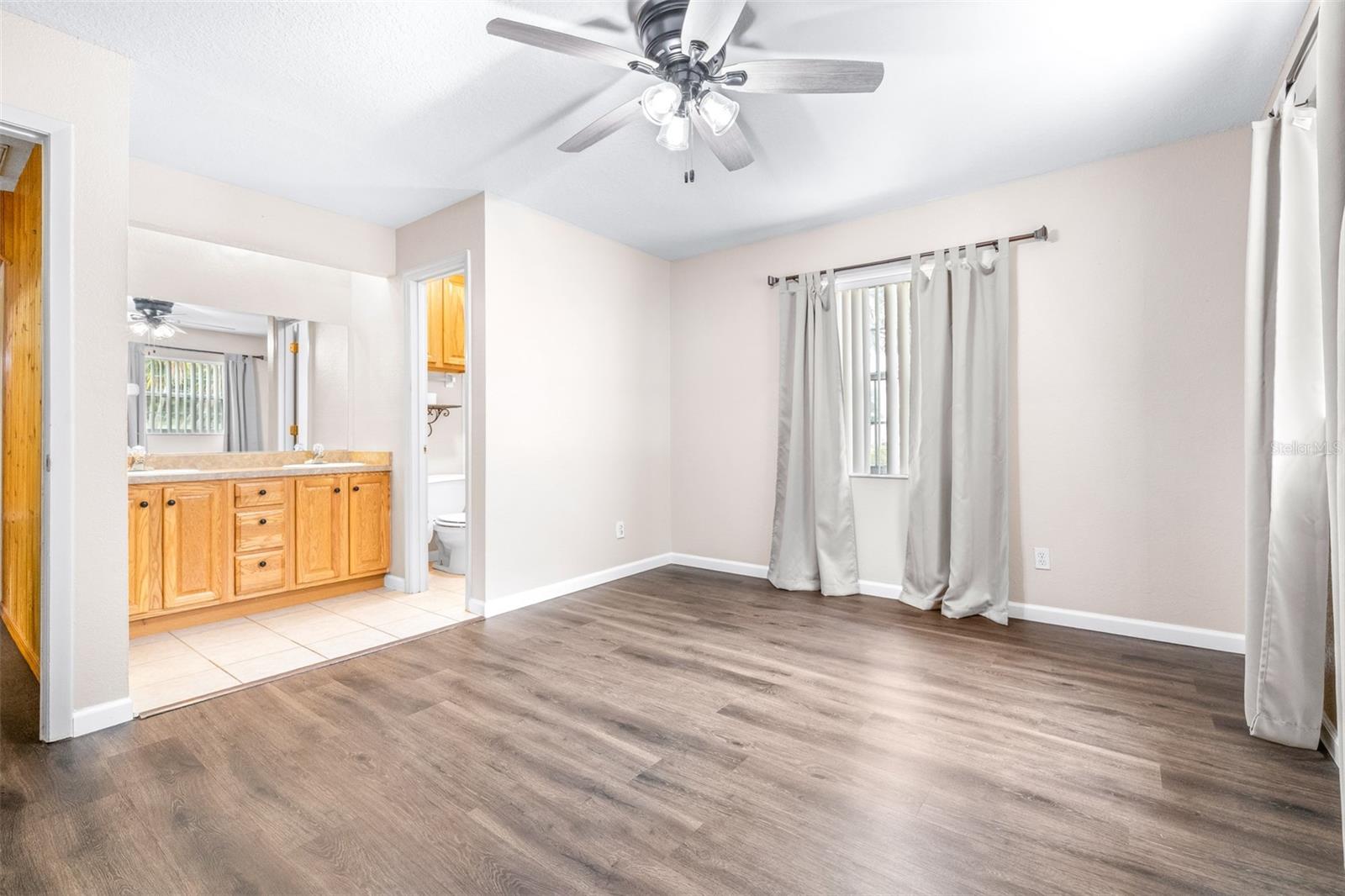 Image 19 of 85 For 1645 County Road 630 W