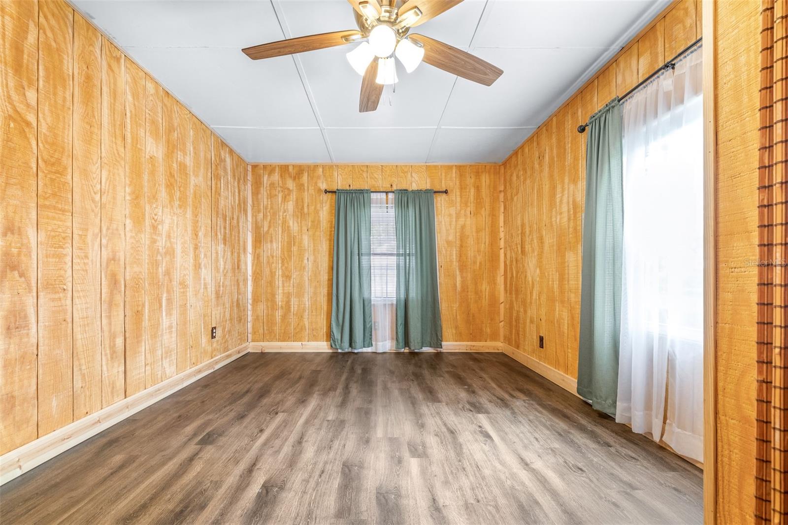 Image 31 of 85 For 1645 County Road 630 W