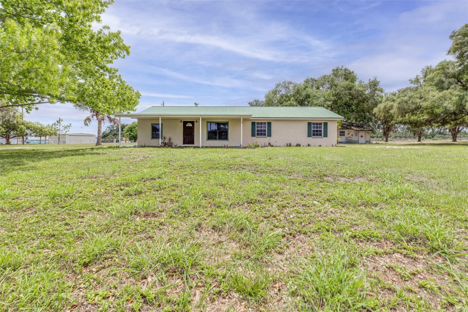 Image 4 of 85 For 1645 County Road 630 W