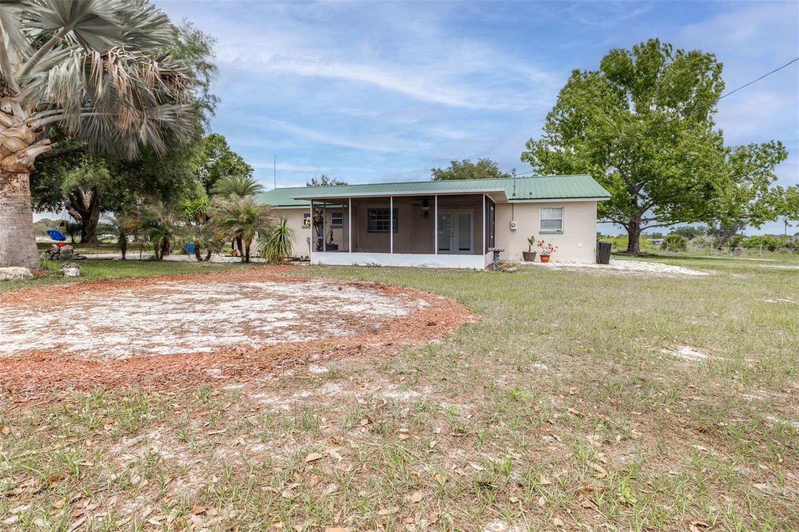 Image 45 of 85 For 1645 County Road 630 W