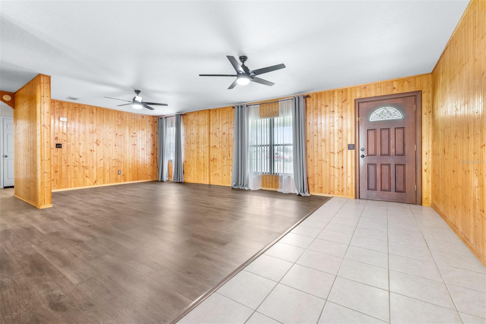 Image 5 of 85 For 1645 County Road 630 W