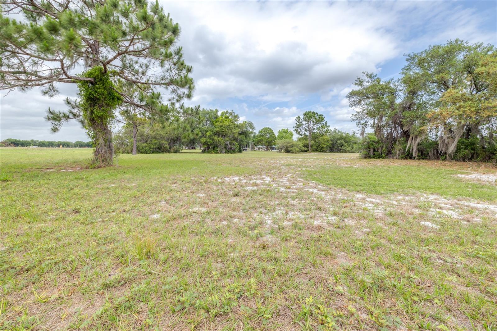 Image 56 of 85 For 1645 County Road 630 W