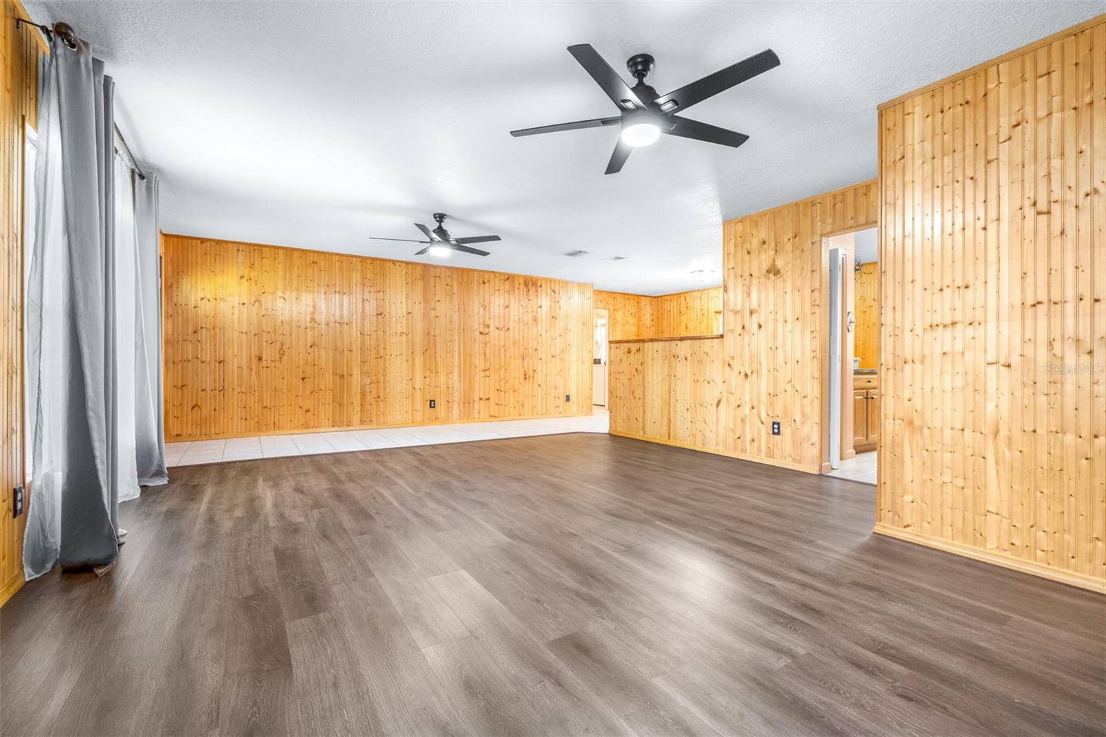 Image 9 of 85 For 1645 County Road 630 W