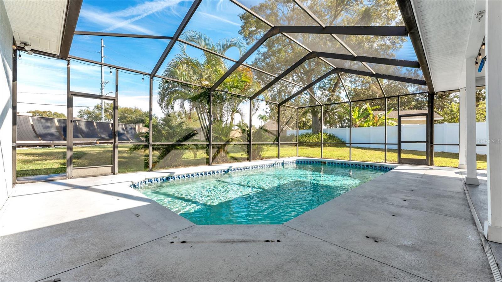 Image 43 of 63 For 3202 Summerland Hills Court