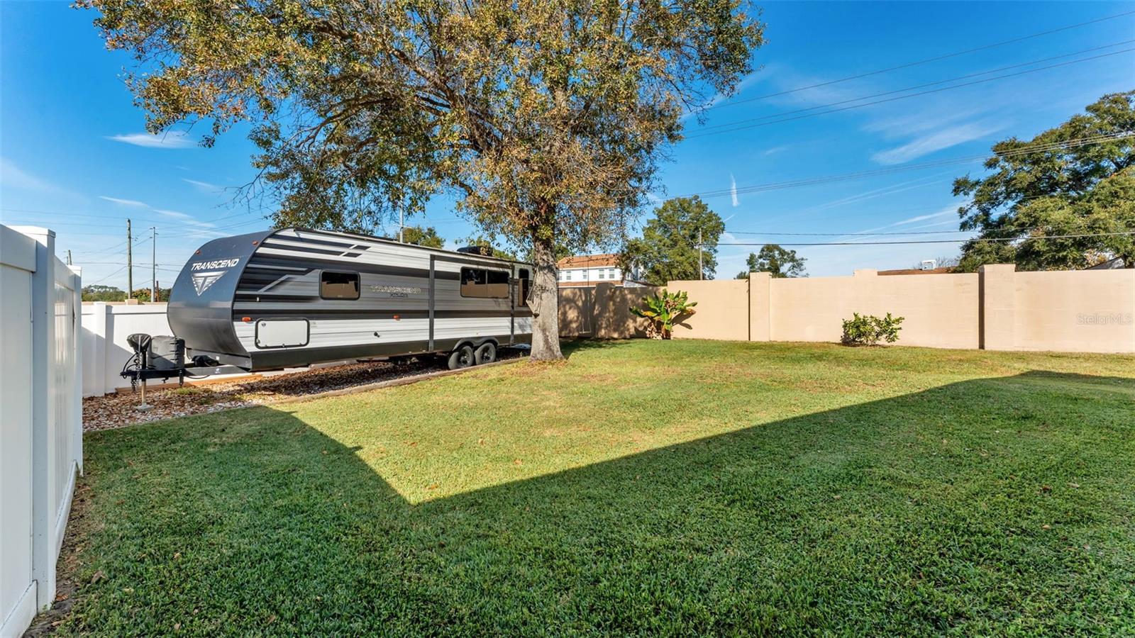 Image 44 of 63 For 3202 Summerland Hills Court