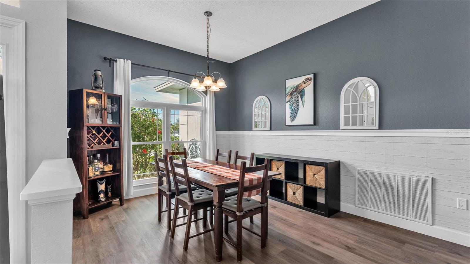 Image 5 of 63 For 3202 Summerland Hills Court