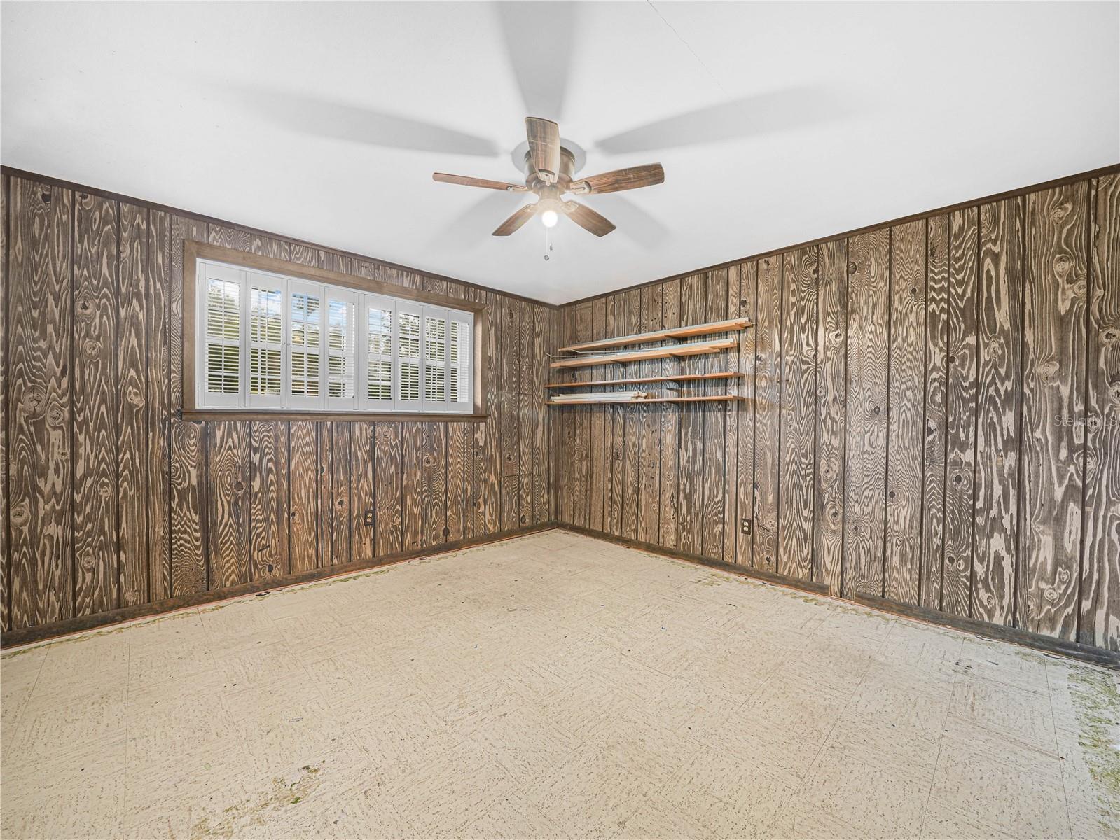 Image 20 of 35 For 129 Lake Otis Road Se