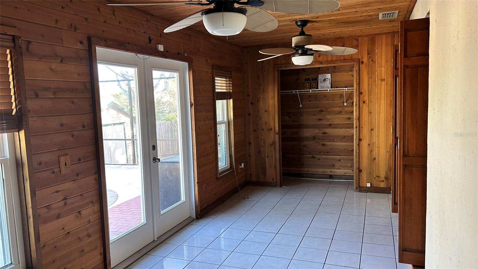 Image 12 of 27 For 811 Carlton Avenue