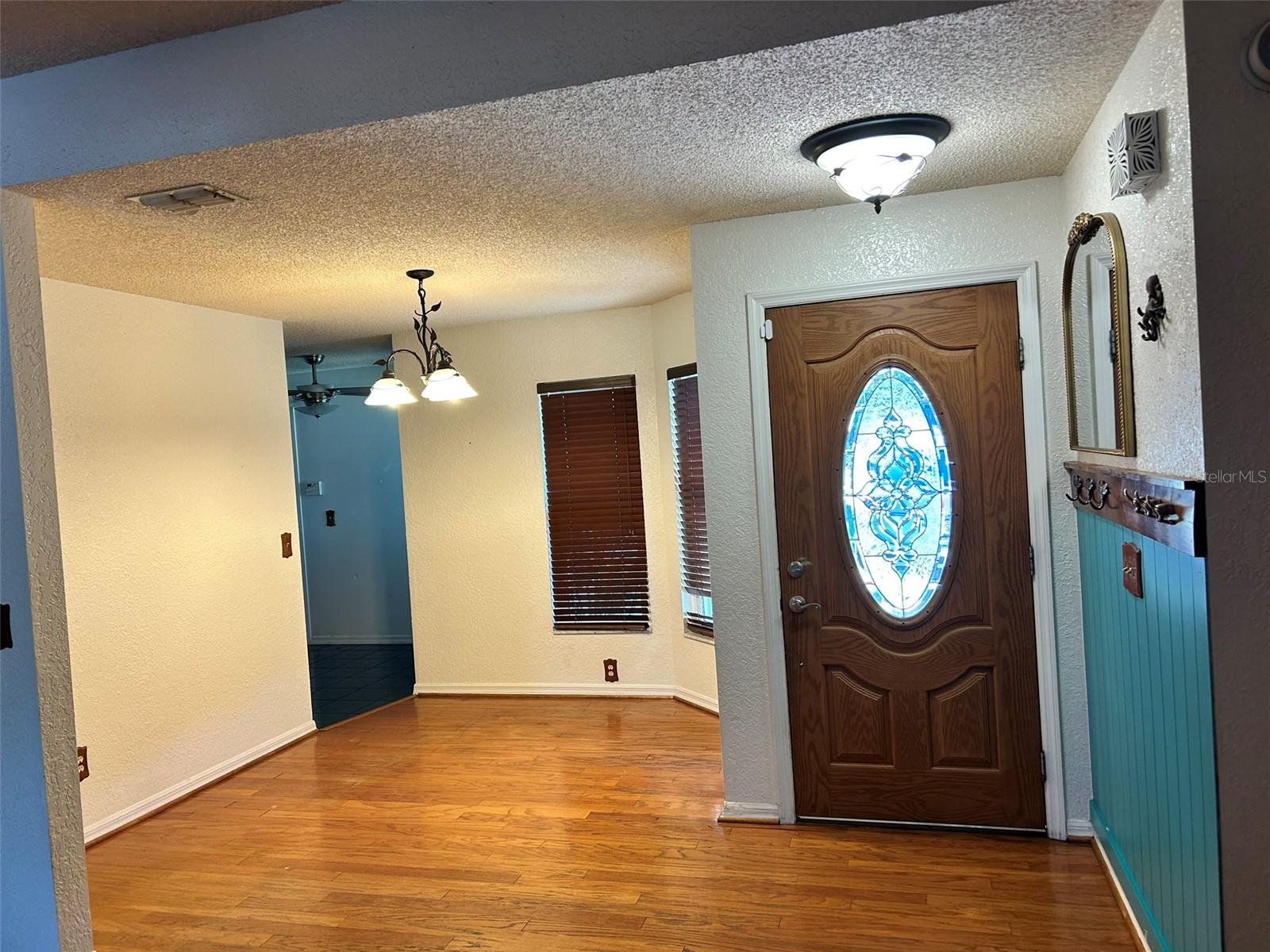 Image 14 of 27 For 811 Carlton Avenue