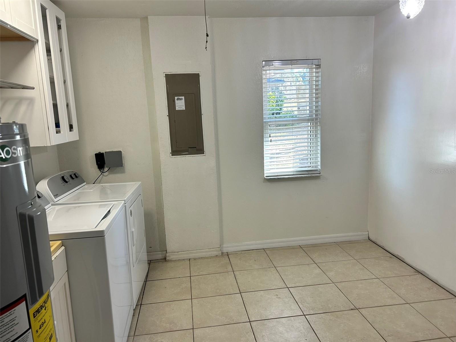 Image 16 of 27 For 811 Carlton Avenue