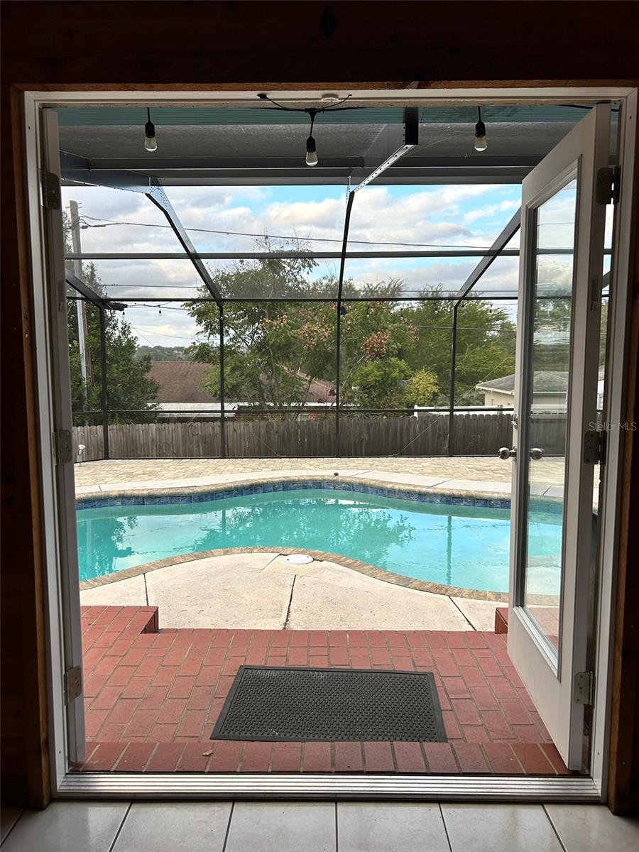 Image 2 of 27 For 811 Carlton Avenue