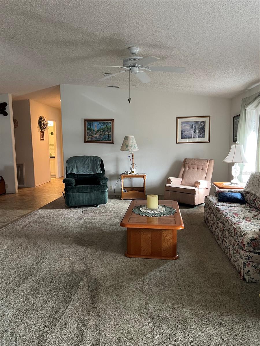 Image 6 of 17 For 6236 Knotty Pine Drive Se