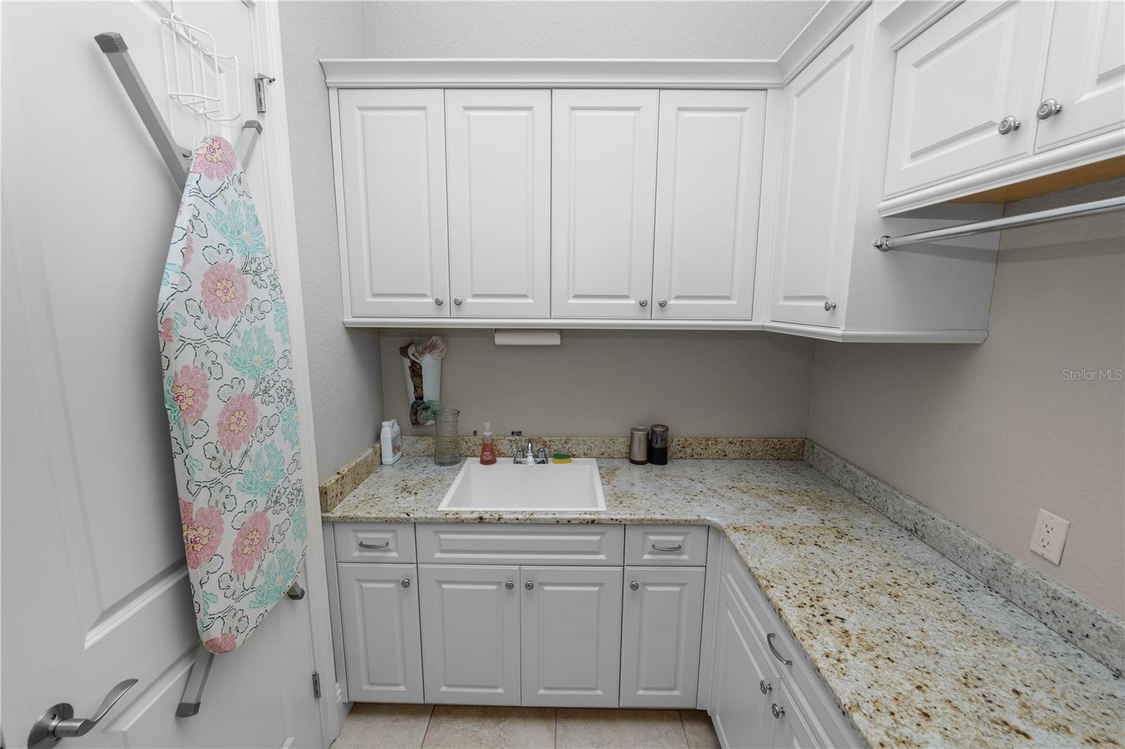 Image 43 of 65 For 2961 Sanctuary Circle