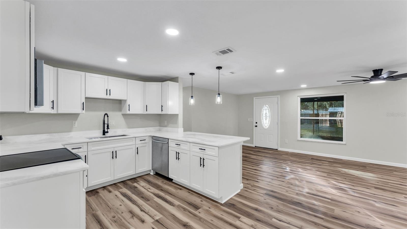 Image 10 of 30 For 1204 Nancy Terrace