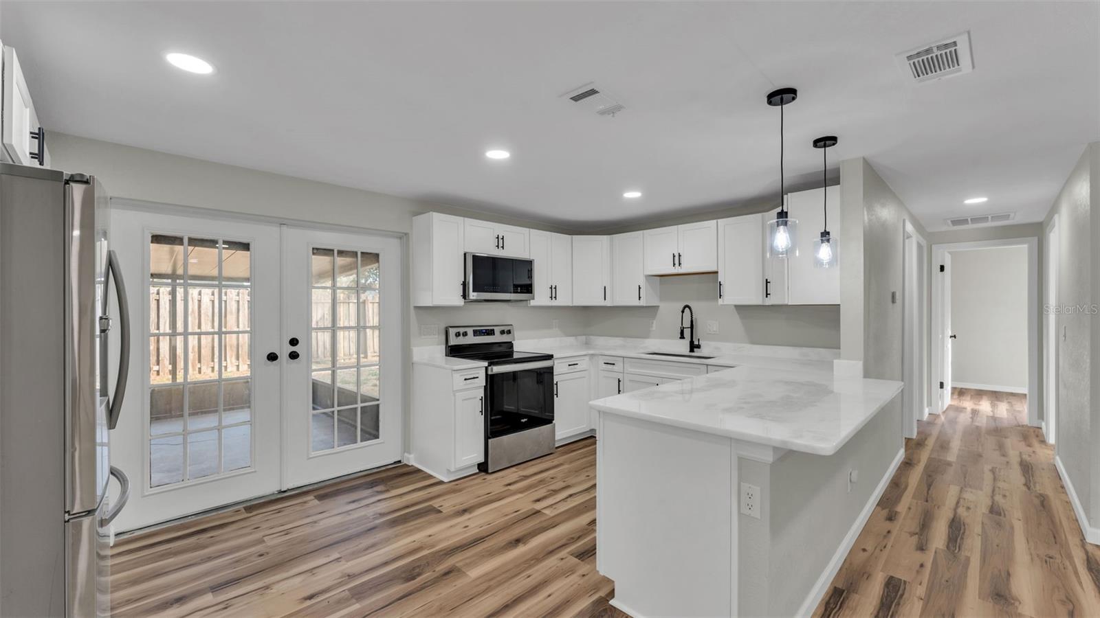 Image 12 of 30 For 1204 Nancy Terrace