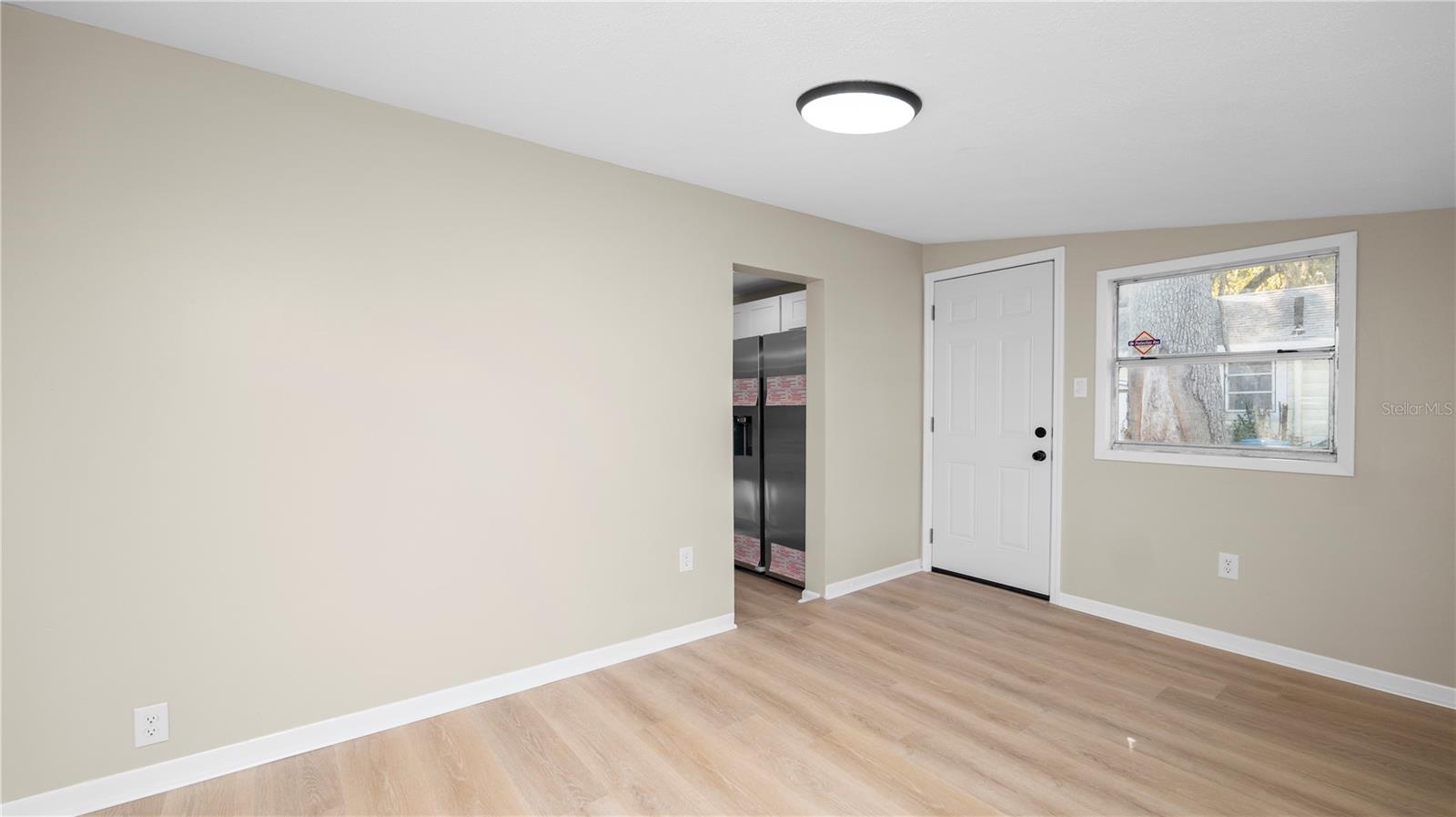 Listing photo id 19 for 1903 Lime Street