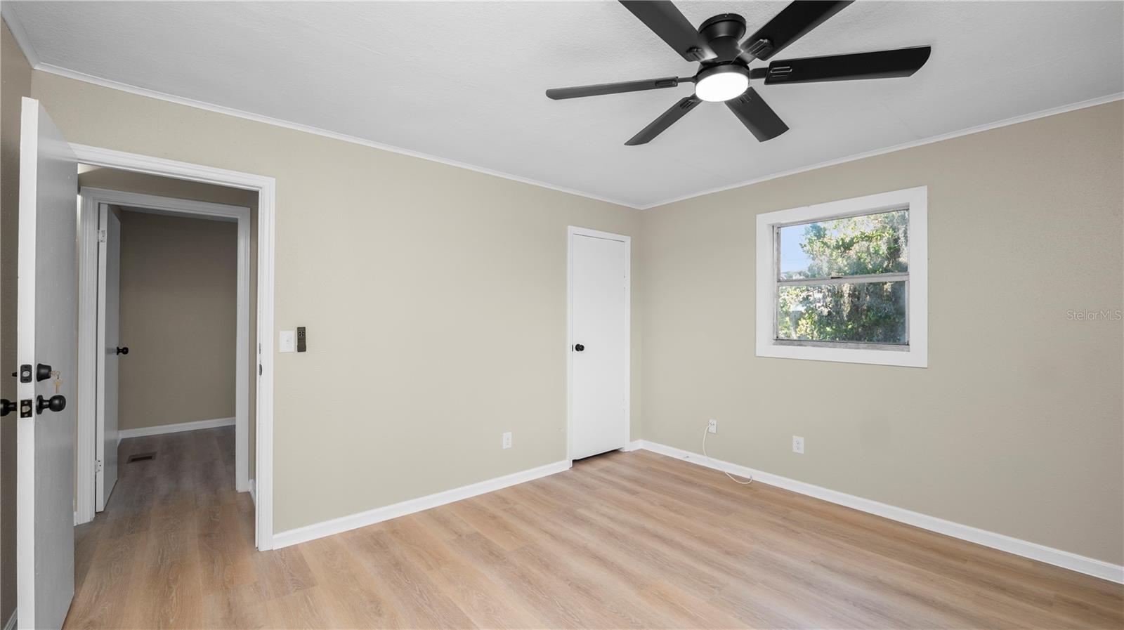 Listing photo id 21 for 1903 Lime Street