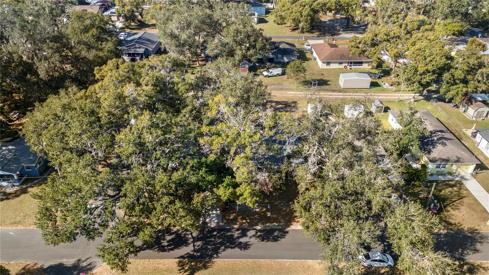 Listing photo id 38 for 1903 Lime Street